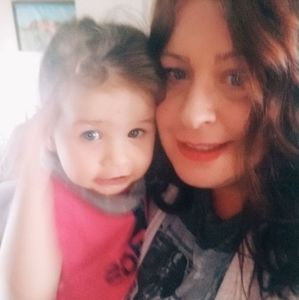 Meet your Posher, Crystal